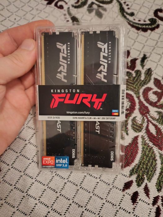 Оперативная память Kingston 32 ГБ FURY DDR5-6000 32768MB