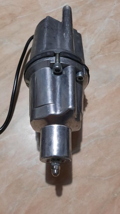 Вибрационный насос