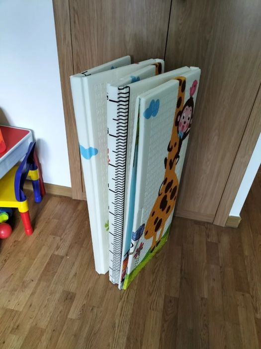 Tapete atividades bebé