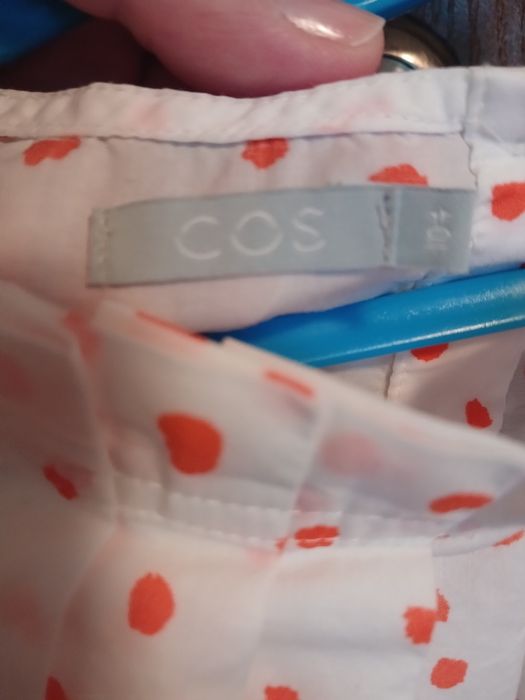 Бавовняна блузочка Cos для дівчинки розмір 104