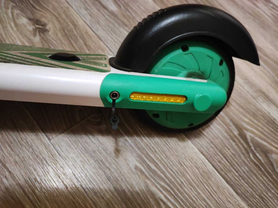 Електросамокат Hoverfly