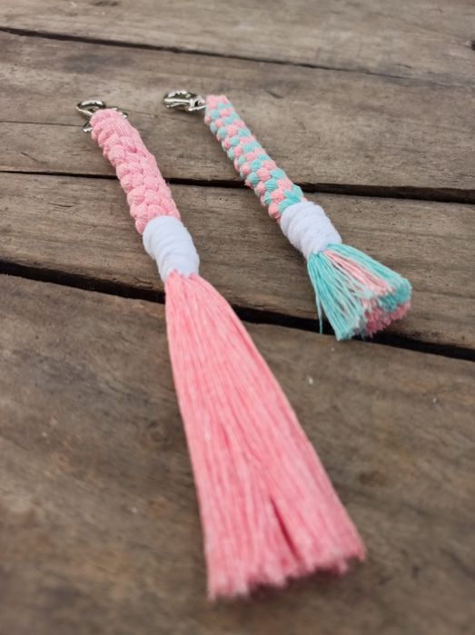 Porta-chaves em MACRAMÉ