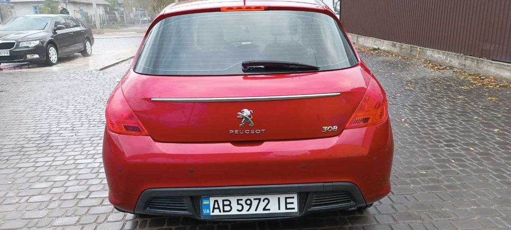 Продам власний Peugeot 308, 2011 р., автомат