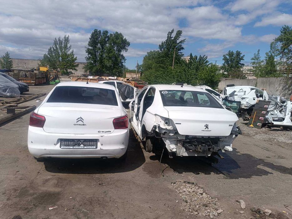 Разборка Пежо 301