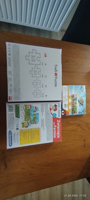 Zestaw Gra puzzle  dla 2-3 latka i Pucio