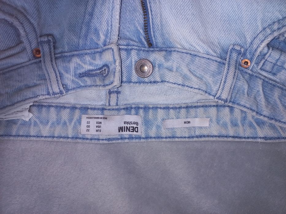 Джинси Bershka голубі