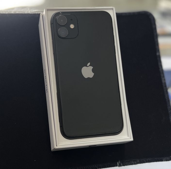 I Phone 11 64GB.