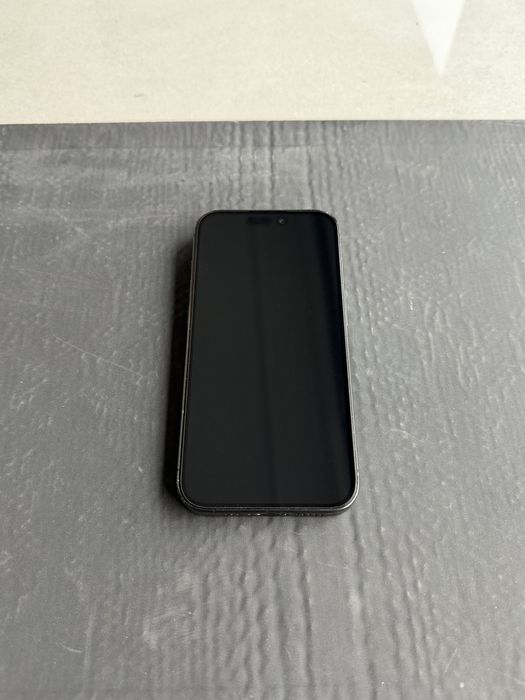 iPhone 15 Pro sprawny