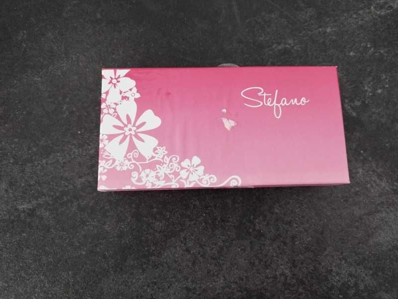 Portfel różowy, nowy, nieużywany