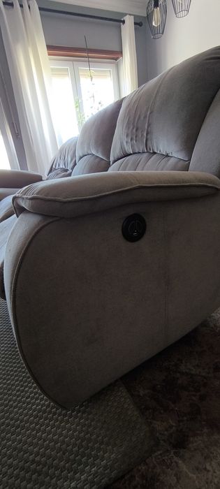 Sofá com relax automático