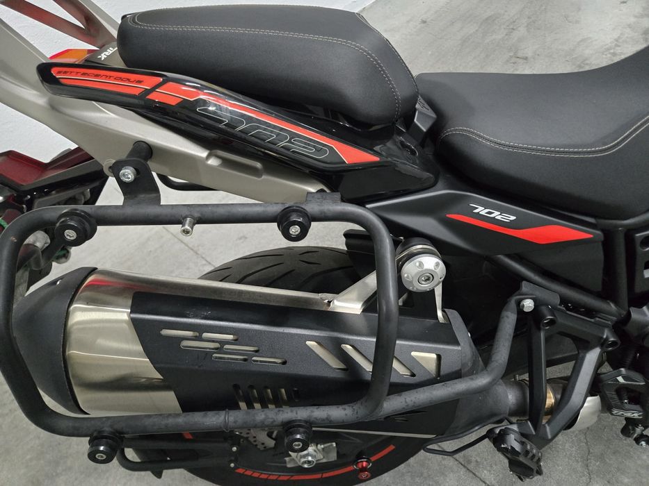 Benelli Trk 702 como nova