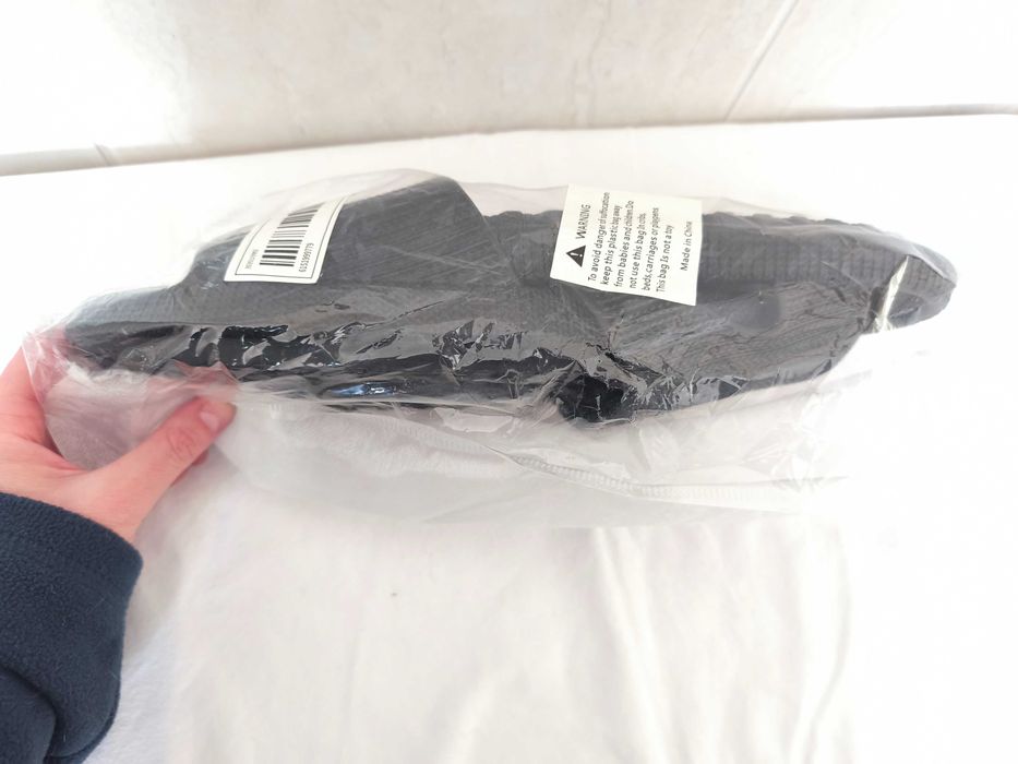 Chinelos pretos homem *novos*, número 44