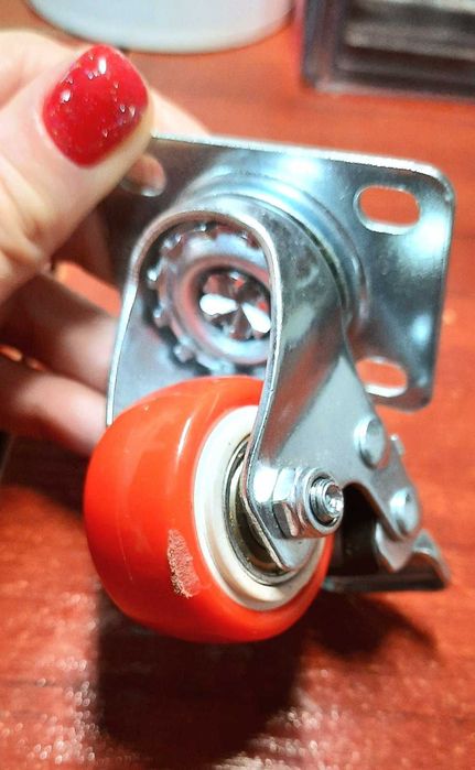 Апаратне поліуританове поворотне колесо з гальмом і з майданчиком