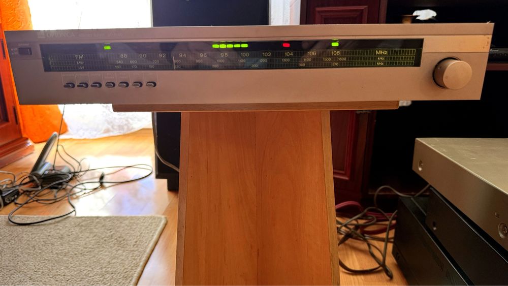 Sharp Optonica ST-5100(HB) – stereo tuner