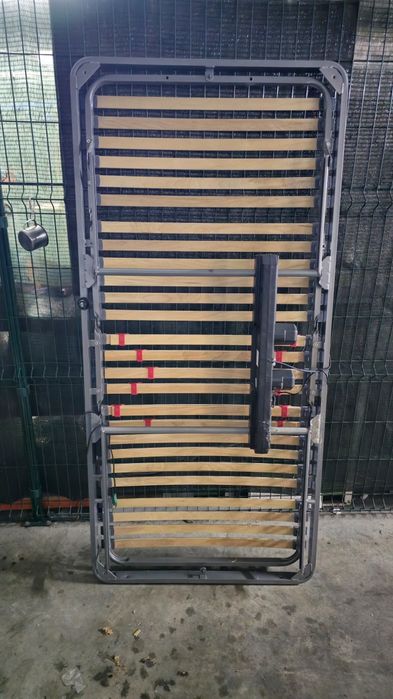 Cama articulada com colchão