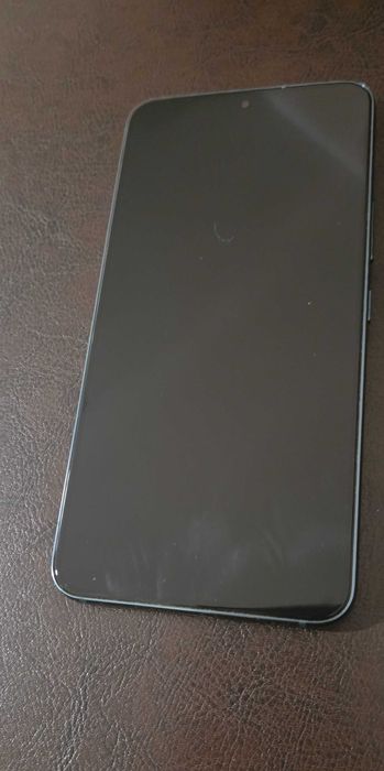 Samsung S22 5G 8/128GB dual sim+ dwa nowe szkła i etui