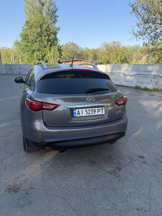 Infiniti QX70 2015
