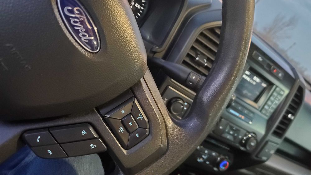 продам доглянутий Ford F-150, 5.0 V8, 4x4 з блокуванням