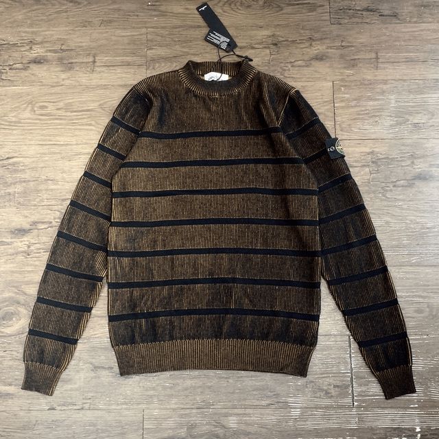 Striped Ribbed-Knit Sweater/ Светр стон айленд
