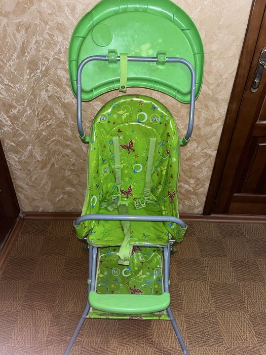 Продам стульчик для кормления со столешницей
