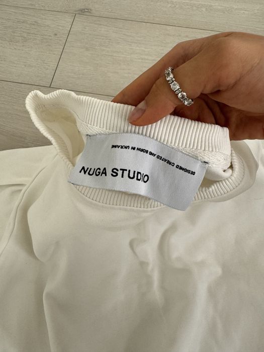 Футболка на запах NUGA STUDIO