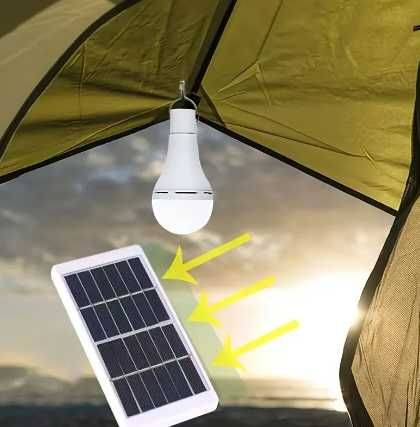 Lâmpada LED carregada por energia solar.