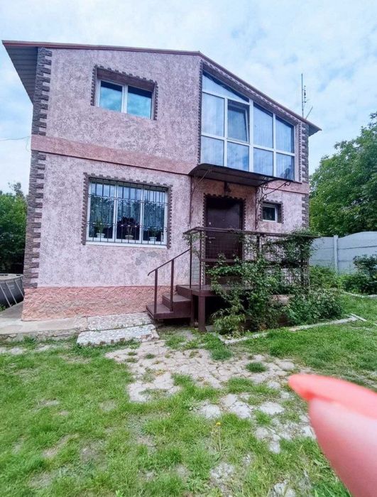 Продам капитальный дом с ремонтом  Светлое.