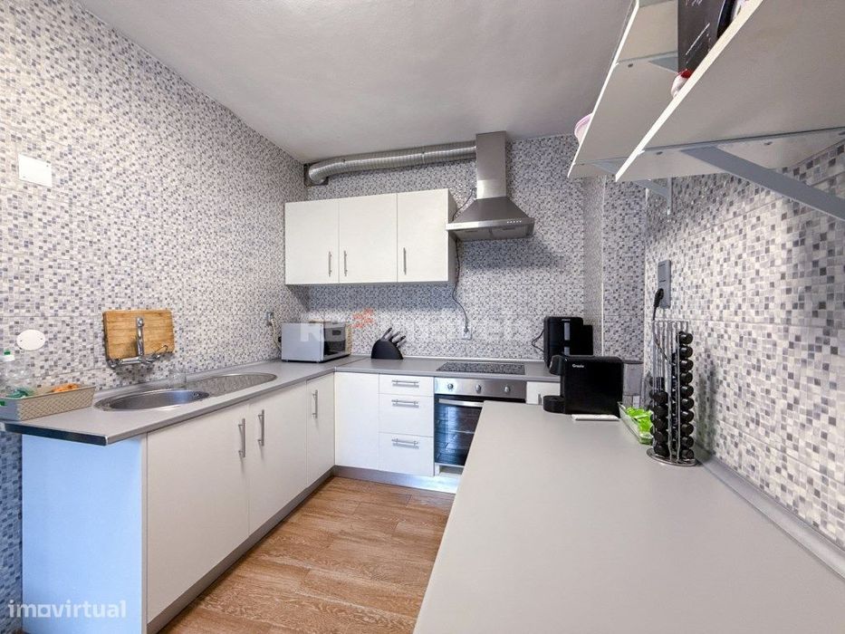 Moradia T6 c/ Jardim - em Mouriscas, Abrantes