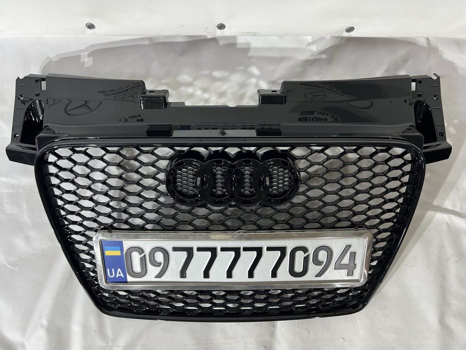Решотка решетка радиатора решітка радіатора AUDI TTR 8J