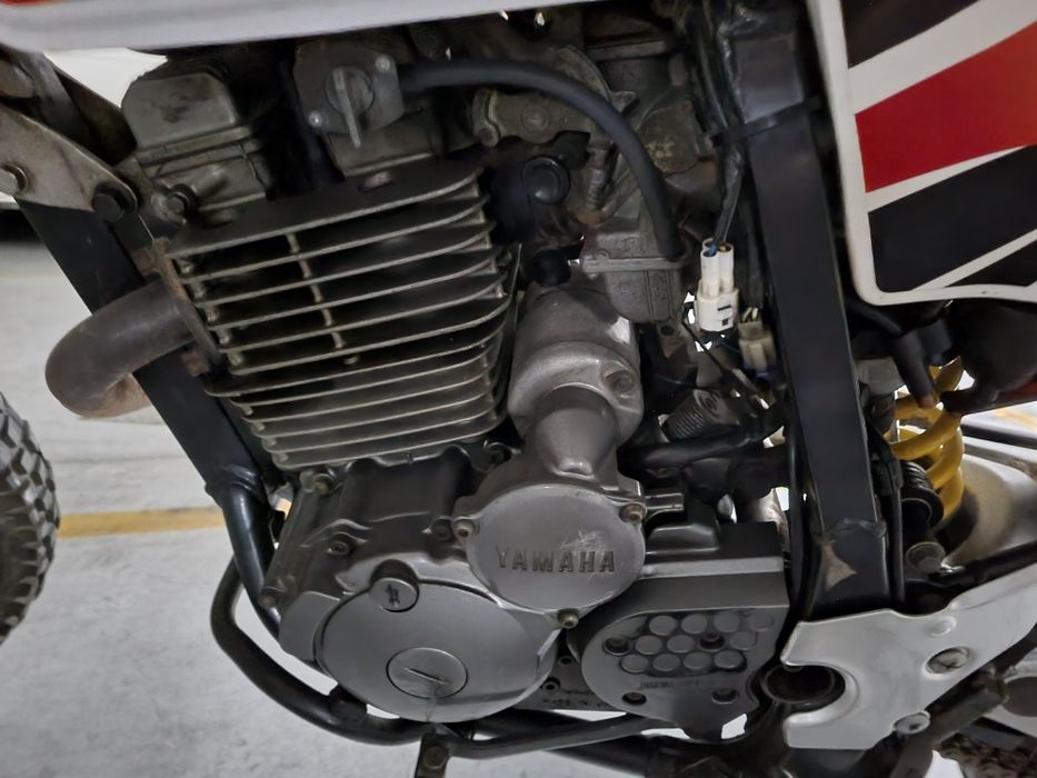 Yamaha TTR 250 (4 tempos)