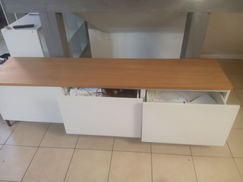 Regał pod tv super