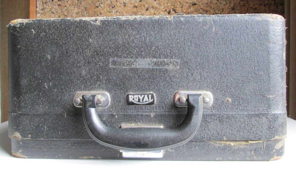 Máquina de escrever Royal