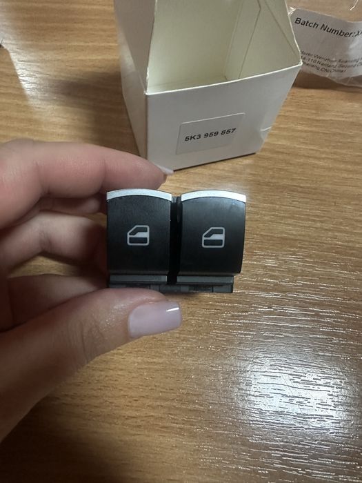 Кнопки салону Passat B6
