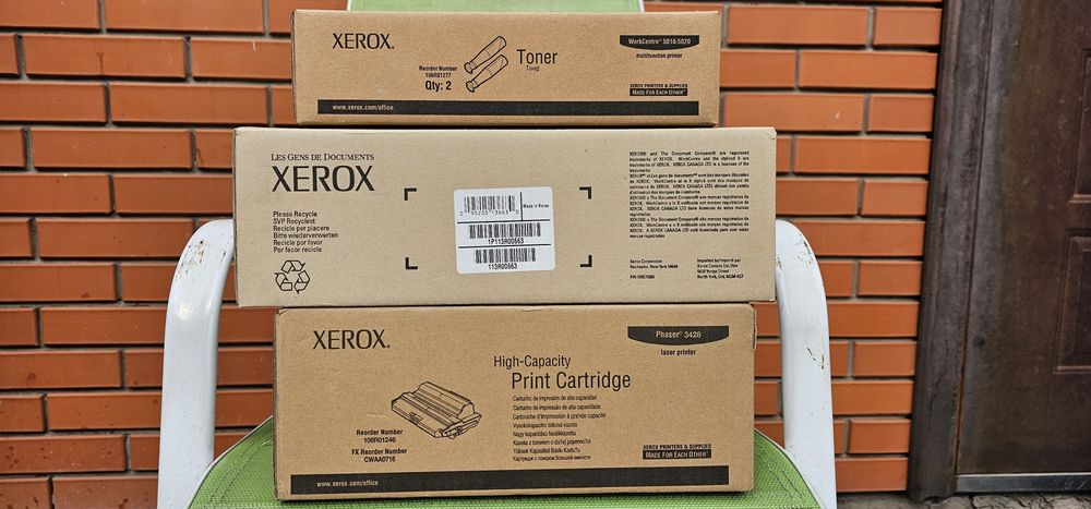 Продам лазерні тонери- картриджі для принтерів  HP, Canon, Xerox.