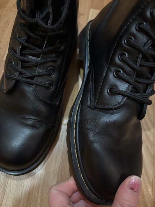 Мартінси чорні 39 р шкіряні