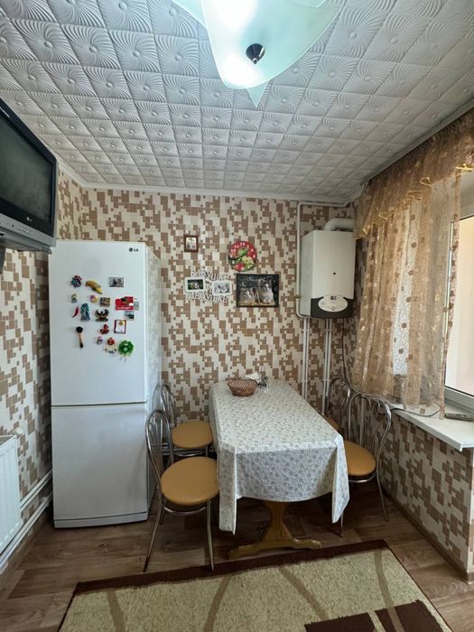 Сдам двухкомнатную квартиру с АГВ на Клушина, 3 этаж!!!