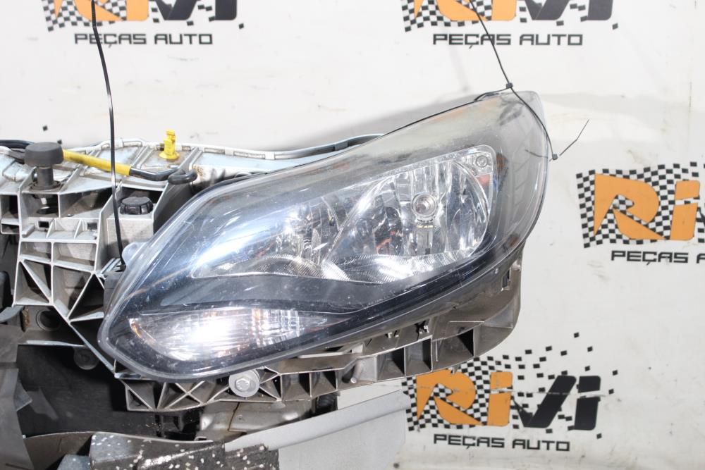 Frente completa FORD Focus III