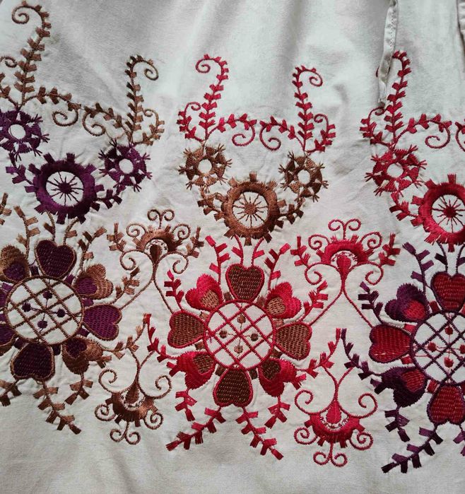 Вышиванка Casa blanca