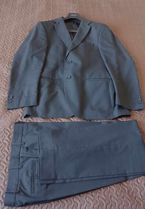 Vários Fatos de Homem