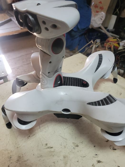 Іграшка робот луноход