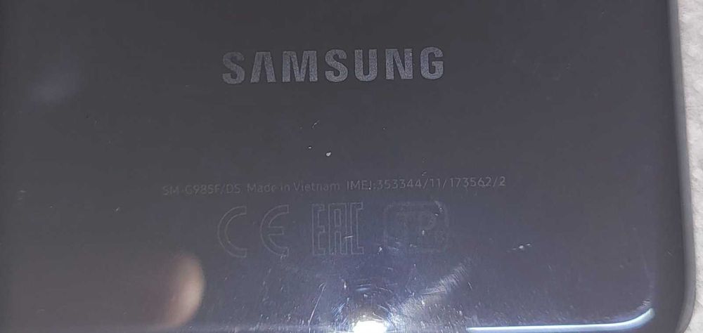 Запчасти Samsung. G985 Galaxy S20+ крышка статуэтка sharp