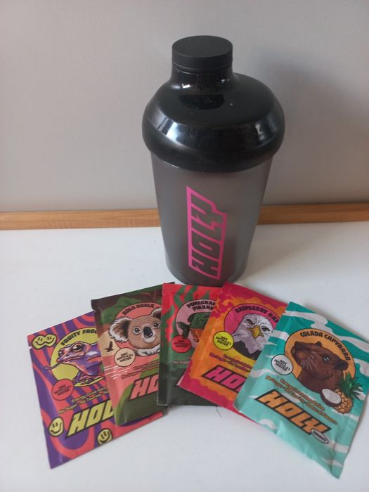 Shaker z logo holy + mix 5 saszetek