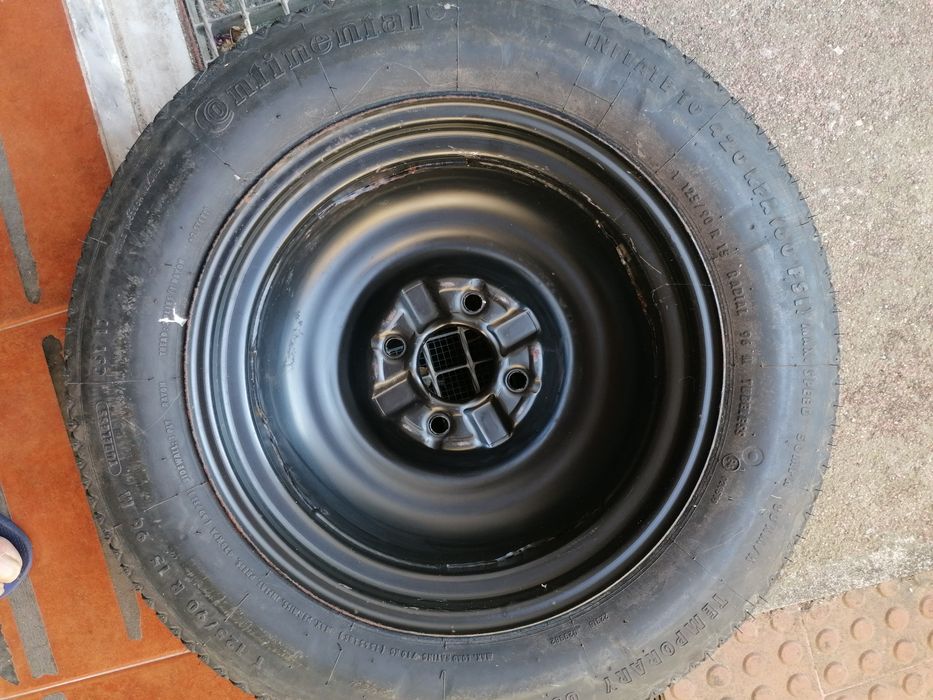 Pneu suplente Continental T 125 /90 /R 15