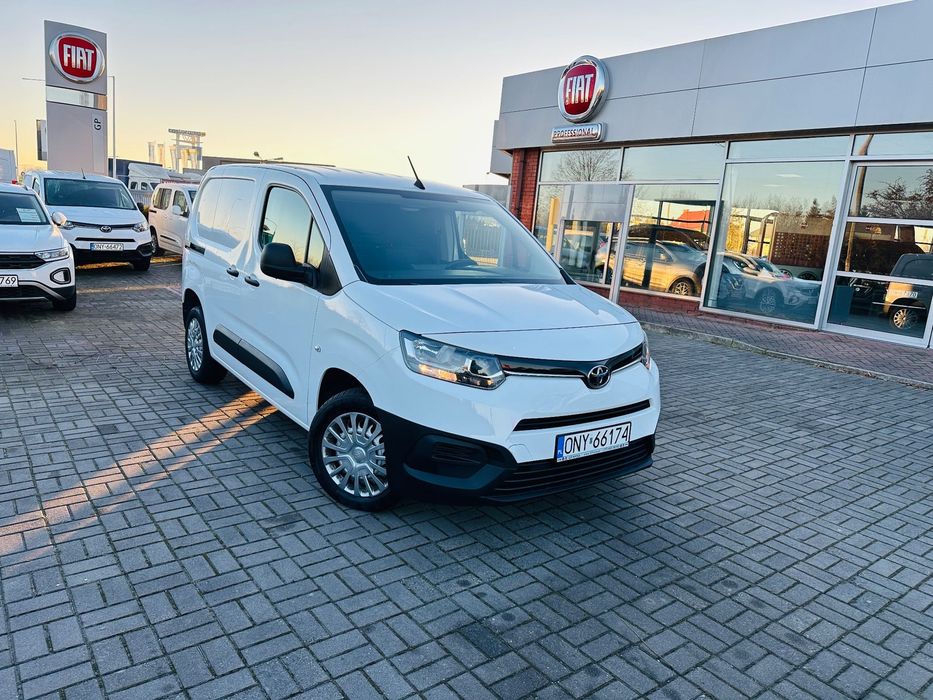 Toyota Proace City 1.5 D-4D  2,3t Active  Proace City 1.5 D-4D 102KM Salon Polska Hak Czujniki FV23%  IDEALNA!!