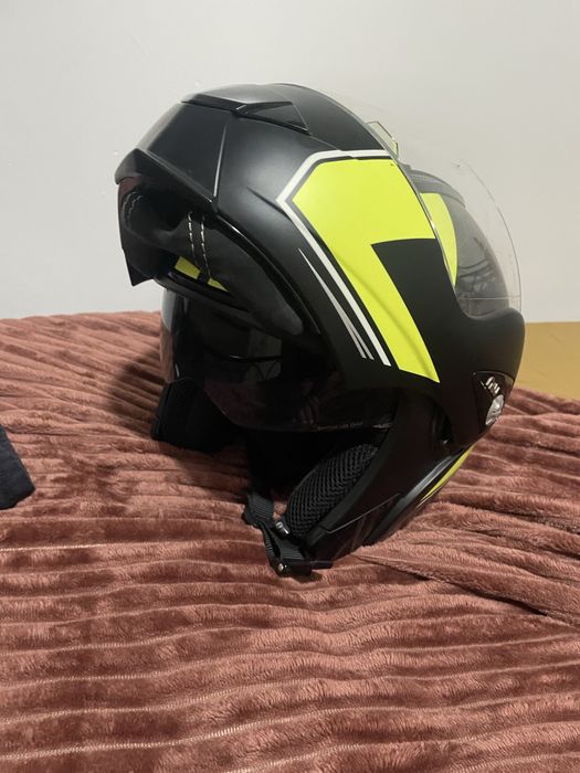 Capacete com Viseira