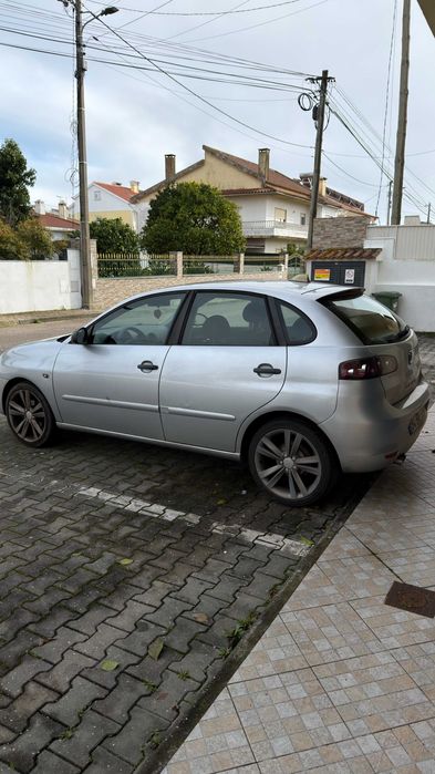 Seat ibiza 6l 1.2 gasolina 2006