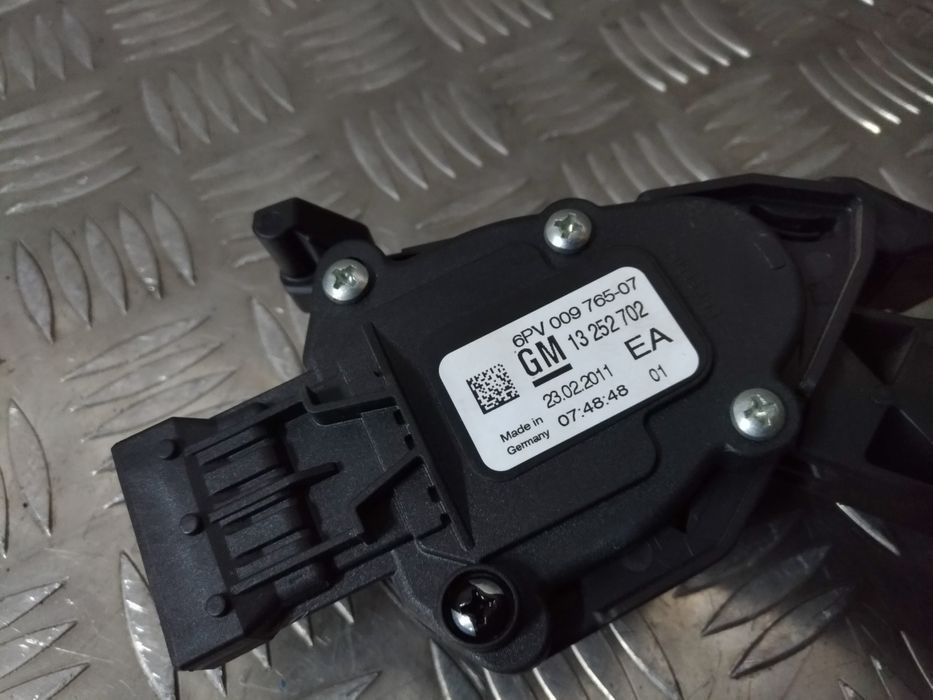 Pedal Acelerador Opel Astra J P10 1.3 Cdti 95cv 2009 a 2015