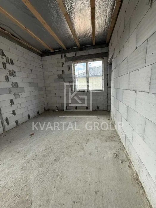 Новий будинок 105 м² з терасою та газом