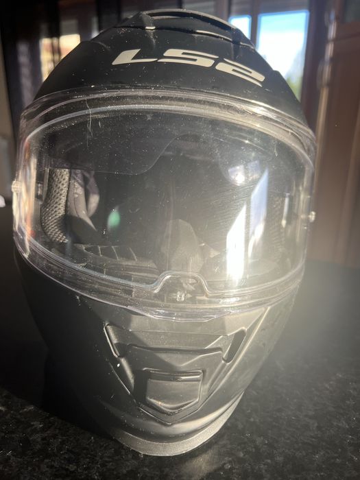 Scooter, capacete e Luvas