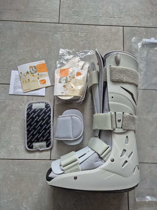 Orteza na lewą nogę plus dodatki